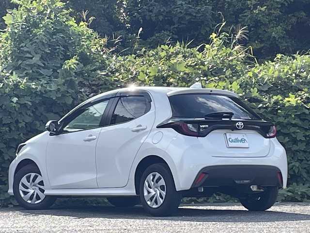 トヨタ ヤリス G 大分県 2024(令6)年 0.3万km プラチナホワイトパールマイカ ワンオーナー /禁煙車/純正ディスプレイオーディオ/パノラマビューモニター/Bluetoth/USB/トヨタセーフティセンス/レーンキープアシスト/前後ドライブレコーダー/スマートキー/エンジンプッシュスタート/前後クリアランスソナー