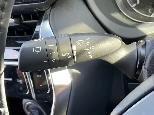 トヨタ ハリアー Z 滋賀県 2021(令3)年 3.9万km ホワイトパールクリスタルシャイン 純正12.3インチナビ/【Bluetooth/フルセグTV/USB】/JBLサウンドシステム/ハーフレザーシート/全方位カメラ/F/S/Rモデリスタエアロ/レーダークルーズコントロール/ブラインドスポットモニター/レーンディパーチャーアラート/クリアランスソナー/前後ドライブレコーダー/LEDヘッドライト/オートマチックハイビーム/デジタルインナーミラー/ヘッドアップディスプレイ/パワーバックドア/ビルトインETC2.0/プッシュスタート/スマートキー/ステアリングリモコン