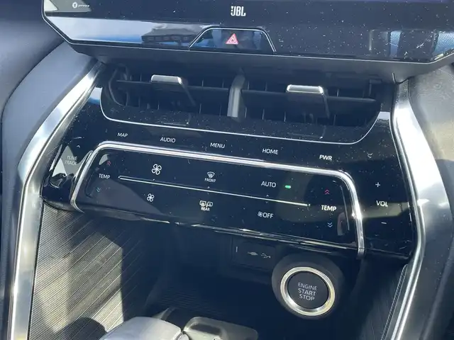 トヨタ ハリアー Z 滋賀県 2021(令3)年 3.9万km ホワイトパールクリスタルシャイン 純正12.3インチナビ/【Bluetooth/フルセグTV/USB】/JBLサウンドシステム/ハーフレザーシート/全方位カメラ/F/S/Rモデリスタエアロ/レーダークルーズコントロール/ブラインドスポットモニター/レーンディパーチャーアラート/クリアランスソナー/前後ドライブレコーダー/LEDヘッドライト/オートマチックハイビーム/デジタルインナーミラー/ヘッドアップディスプレイ/パワーバックドア/ビルトインETC2.0/プッシュスタート/スマートキー/ステアリングリモコン