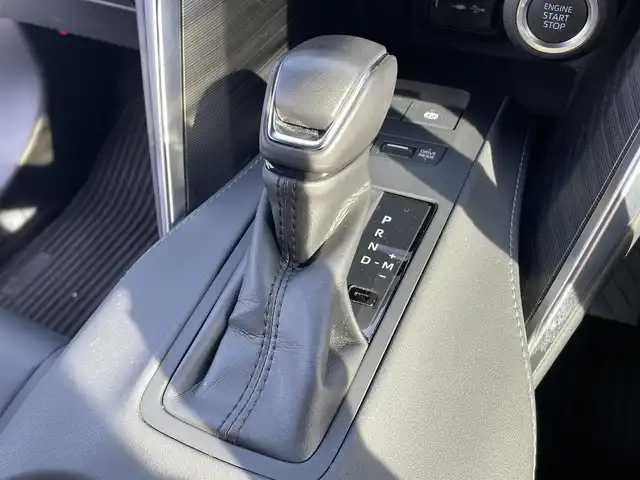 トヨタ ハリアー Z 滋賀県 2021(令3)年 3.9万km ホワイトパールクリスタルシャイン 純正12.3インチナビ/【Bluetooth/フルセグTV/USB】/JBLサウンドシステム/ハーフレザーシート/全方位カメラ/F/S/Rモデリスタエアロ/レーダークルーズコントロール/ブラインドスポットモニター/レーンディパーチャーアラート/クリアランスソナー/前後ドライブレコーダー/LEDヘッドライト/オートマチックハイビーム/デジタルインナーミラー/ヘッドアップディスプレイ/パワーバックドア/ビルトインETC2.0/プッシュスタート/スマートキー/ステアリングリモコン