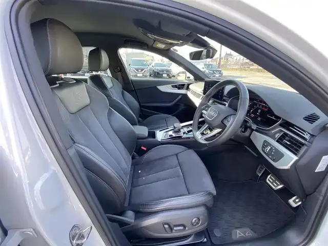 アウディ Ａ４ 35TDI Sライン 福岡県 2023(令5)年 1.1万km グレイシアホワイトメタリック クルーズコントロール/・純正ナビ/Bluetooth/USB/・全方位カメラ/・ハーフレザーシート/シートヒーター/・フルセグテレビ/・ETC/・純正18AW/・LEDライト/・取扱説明書/・スペアキー