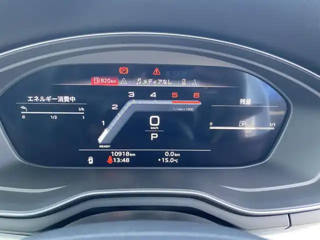 アウディ Ａ４ 35TDI Sライン 福岡県 2023(令5)年 1.1万km グレイシアホワイトメタリック クルーズコントロール/・純正ナビ/Bluetooth/USB/・全方位カメラ/・ハーフレザーシート/シートヒーター/・フルセグテレビ/・ETC/・純正18AW/・LEDライト/・取扱説明書/・スペアキー