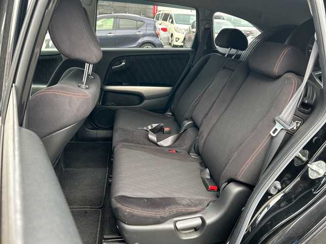 ホンダ ストリーム RSZ Sパッケージ 長野県 2011(平23)年 12.4万km クリスタルブラックパール ・ワンオーナー/・純正メモリーナビ/TV/DVD/AM/FM/Bluetooth/・ETC/・ハロゲンライト/・純正フロアマット/・サマータイヤ装着純正アルミホイール車載