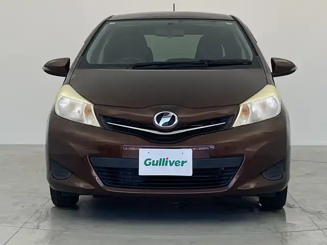 トヨタ ヴィッツ ジュエラ 愛知県 2011(平23)年 5.6万km ダークブラウンマイカメタリック 社外ナビ/・ワンセグテレビ/・Bluetooth/・CD/DVD/Wエアバッグ/バックカメラ/オートライト/ETC