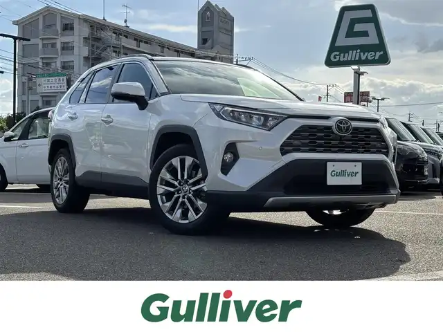 トヨタ ＲＡＶ４ G Zパッケージ 大分県 2021(令3)年 3.3万km ホワイトパールクリスタルシャイン ・純正ナビ(USB/BT/Miracast)/・全方位カメラ/・サンルーフ/・プリクラッシュセーフティ/・ブラインドスポットモニター/・コーナーセンサー/・レーダークルーズコントロール/・ETC/・ドライブレコーダー/・デジタルインナーミラー/・ステアリングリモコン/・ステアリングヒーター/・オートハイビーム/・運転席パワーシート/・シートメモリー/・シートヒーター/・ブレーキホールド/・MTモード付きAT/・純正アルミホイール