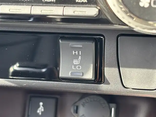 トヨタ ＲＡＶ４ G Zパッケージ 大分県 2021(令3)年 3.3万km ホワイトパールクリスタルシャイン ・純正ナビ(USB/BT/Miracast)/・全方位カメラ/・サンルーフ/・プリクラッシュセーフティ/・ブラインドスポットモニター/・コーナーセンサー/・レーダークルーズコントロール/・ETC/・ドライブレコーダー/・デジタルインナーミラー/・ステアリングリモコン/・ステアリングヒーター/・オートハイビーム/・運転席パワーシート/・シートメモリー/・シートヒーター/・ブレーキホールド/・MTモード付きAT/・純正アルミホイール