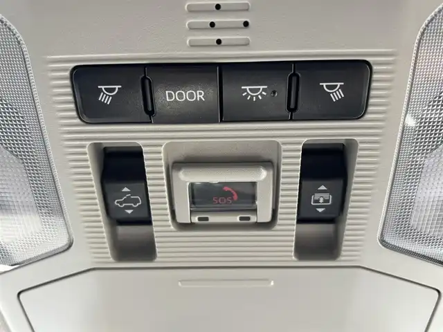 トヨタ ＲＡＶ４ G Zパッケージ 大分県 2021(令3)年 3.3万km ホワイトパールクリスタルシャイン ・純正ナビ(USB/BT/Miracast)/・全方位カメラ/・サンルーフ/・プリクラッシュセーフティ/・ブラインドスポットモニター/・コーナーセンサー/・レーダークルーズコントロール/・ETC/・ドライブレコーダー/・デジタルインナーミラー/・ステアリングリモコン/・ステアリングヒーター/・オートハイビーム/・運転席パワーシート/・シートメモリー/・シートヒーター/・ブレーキホールド/・MTモード付きAT/・純正アルミホイール