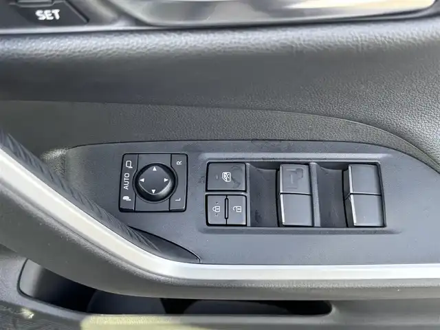 トヨタ ＲＡＶ４ G Zパッケージ 大分県 2021(令3)年 3.3万km ホワイトパールクリスタルシャイン ・純正ナビ(USB/BT/Miracast)/・全方位カメラ/・サンルーフ/・プリクラッシュセーフティ/・ブラインドスポットモニター/・コーナーセンサー/・レーダークルーズコントロール/・ETC/・ドライブレコーダー/・デジタルインナーミラー/・ステアリングリモコン/・ステアリングヒーター/・オートハイビーム/・運転席パワーシート/・シートメモリー/・シートヒーター/・ブレーキホールド/・MTモード付きAT/・純正アルミホイール