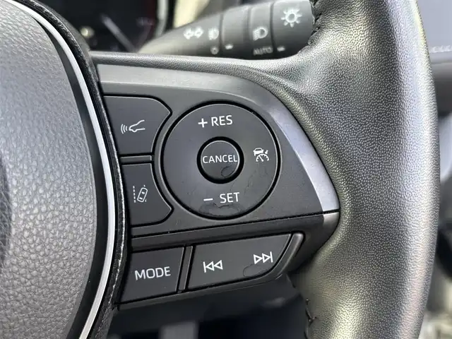トヨタ ＲＡＶ４ G Zパッケージ 大分県 2021(令3)年 3.3万km ホワイトパールクリスタルシャイン ・純正ナビ(USB/BT/Miracast)/・全方位カメラ/・サンルーフ/・プリクラッシュセーフティ/・ブラインドスポットモニター/・コーナーセンサー/・レーダークルーズコントロール/・ETC/・ドライブレコーダー/・デジタルインナーミラー/・ステアリングリモコン/・ステアリングヒーター/・オートハイビーム/・運転席パワーシート/・シートメモリー/・シートヒーター/・ブレーキホールド/・MTモード付きAT/・純正アルミホイール