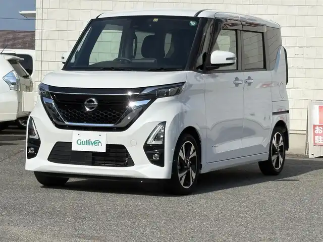 日産 ルークス HWS X プロパイロットED 山口県 2022(令4)年 5.6万km ホワイトパール 9型ナビ フルセグTV BT/アラウンドビューモニター/プロパイロット/両側パワースライドドア/衝突被害軽減ブレーキ/レーンアシスト/オートマチックハイビーム/LEDオートヘッドライト/フォグライト/バックソナー/サーキュレーター/スマートキー/ステアリングリモコン/リア窓ロールシェード/W サイド カーテン ニー エアバッグ/禁煙車