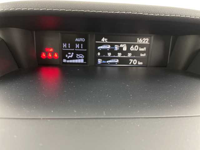 スバル フォレスター 道央・札幌 2016(平28)年 10.2万km クリスタルブラックシリカ ・4WD　　/アイサイト/・衝突被害軽減ブレーキ/・社外フローティングナビ　/・フルセグ/CD/DVD/BT/SD/・バックカメラ/・レーダークルーズコントロール/・ブラインドスポットモニター/・レザーシート/シートヒーター/・パワーシート/シートポジションメモリー/・電動リアゲート/・ステアリングヒーター/・社外前方ドライブレコーダー/・MT付AT/パドルシフト/・積込冬タイヤ純正AW18インチ/・ヒルディンセントコントロール/・ETC