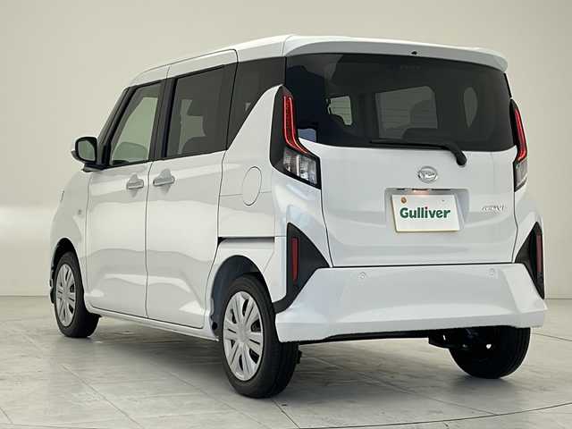 ダイハツ ムーヴ X 沖縄県 2025(令7)年 0.1千km シャイニングホワイトパール パワースライドドア　/スマートアシストIII　/プッシュスタート　/スマートキー　/スペアキー　/ＬＥＤヘッドライト　/アイドリングストップ　/オートライト　/オートエアコン　/ベンチシート　/横滑り防止機能　/電動格納ミラー/前後コーナーセンサー