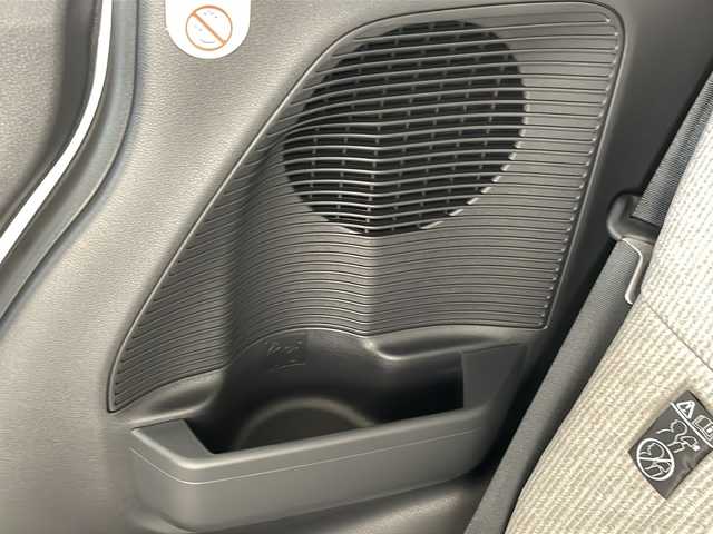 ダイハツ ムーヴ X 沖縄県 2025(令7)年 0.1千km シャイニングホワイトパール パワースライドドア　/スマートアシストIII　/プッシュスタート　/スマートキー　/スペアキー　/ＬＥＤヘッドライト　/アイドリングストップ　/オートライト　/オートエアコン　/ベンチシート　/横滑り防止機能　/電動格納ミラー/前後コーナーセンサー