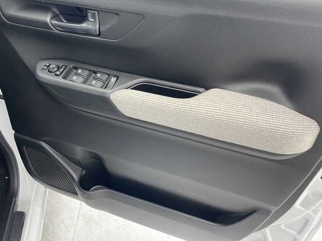 ダイハツ ムーヴ X 沖縄県 2025(令7)年 0.1千km シャイニングホワイトパール パワースライドドア　/スマートアシストIII　/プッシュスタート　/スマートキー　/スペアキー　/ＬＥＤヘッドライト　/アイドリングストップ　/オートライト　/オートエアコン　/ベンチシート　/横滑り防止機能　/電動格納ミラー/前後コーナーセンサー