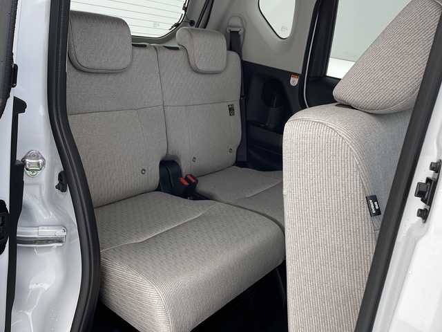 ダイハツ ムーヴ X 沖縄県 2025(令7)年 0.1千km シャイニングホワイトパール パワースライドドア　/スマートアシストIII　/プッシュスタート　/スマートキー　/スペアキー　/ＬＥＤヘッドライト　/アイドリングストップ　/オートライト　/オートエアコン　/ベンチシート　/横滑り防止機能　/電動格納ミラー/前後コーナーセンサー