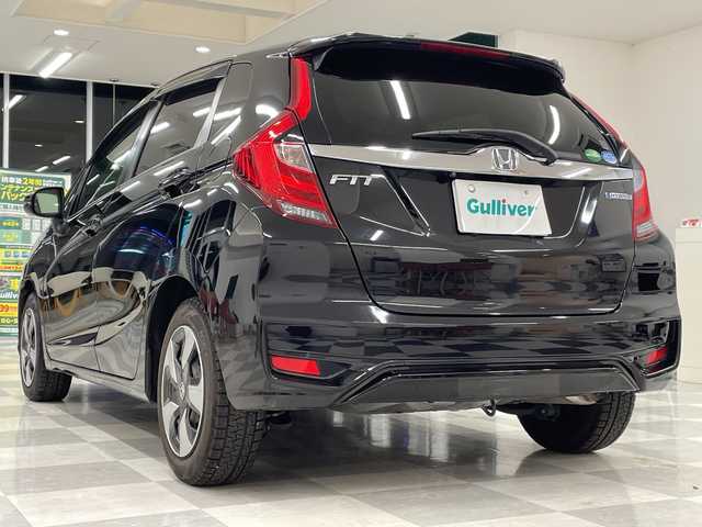 ホンダ フィット ハイブリット Fコンフォートエディション 岐阜県 2018(平30)年 9.5万km クリスタルブラックパール 純正ナビ7インチ/スマートキー/クルーズコントロール/BIuetooth/ETC/バックモニター/フルセグ/純正マット/レーンキープアシスト/オートライト/LEDヘッドライト/衝突軽減システム
