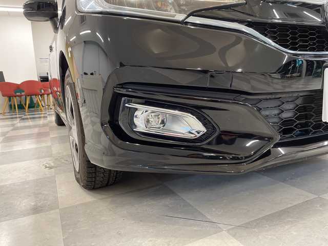 ホンダ フィット ハイブリット Fコンフォートエディション 岐阜県 2018(平30)年 9.5万km クリスタルブラックパール 純正ナビ7インチ/スマートキー/クルーズコントロール/BIuetooth/ETC/バックモニター/フルセグ/純正マット/レーンキープアシスト/オートライト/LEDヘッドライト/衝突軽減システム