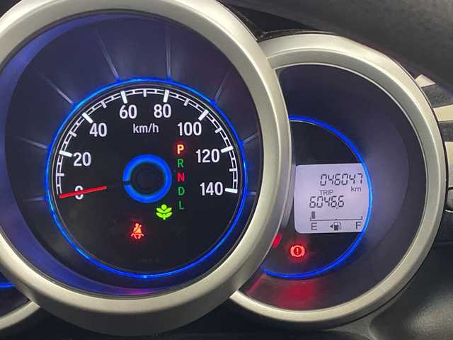 ホンダ Ｎ ＢＯＸ カスタム G Lパッケージ 栃木県 2016(平28)年 4.6万km プレミアムホワイトパールⅡ ワンオーナー/純正SDナビ/（CD/TV/Bluetooth/USB/iPod/AUX）/バックカメラ/ビルトインETC/片側パワースライドドア/オートライト/HIDヘッドライト/横滑り防止装置/フォグランプ/スマートキー/プッシュスタート/アイドリングストップ/ステアリングスイッチ/電動格納ミラー/純正14インチアルミホイール/純正フロアマット