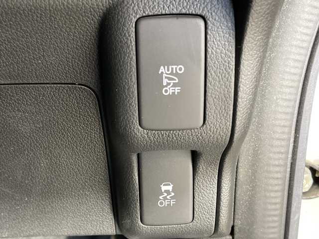 ホンダ Ｎ ＢＯＸ カスタム G Lパッケージ 栃木県 2016(平28)年 4.6万km プレミアムホワイトパールⅡ ワンオーナー/純正SDナビ/（CD/TV/Bluetooth/USB/iPod/AUX）/バックカメラ/ビルトインETC/片側パワースライドドア/オートライト/HIDヘッドライト/横滑り防止装置/フォグランプ/スマートキー/プッシュスタート/アイドリングストップ/ステアリングスイッチ/電動格納ミラー/純正14インチアルミホイール/純正フロアマット