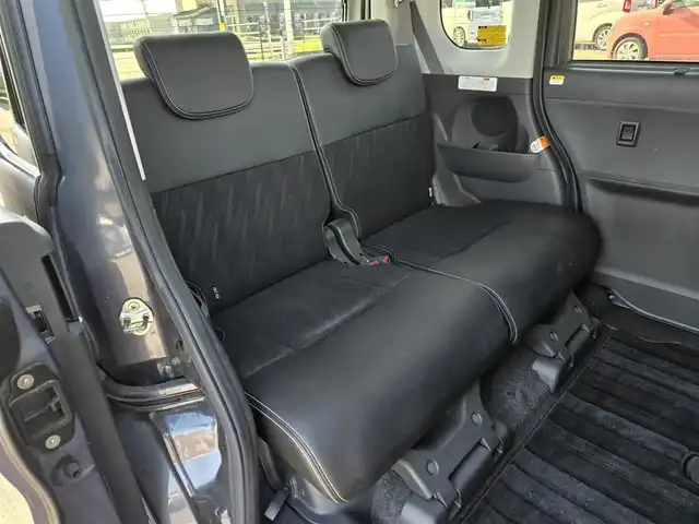 ダイハツ タント カスタム RS トップED SA Ⅲ 鹿児島県 2017(平29)年 2.7万km メテオライトグレーイリュージョナルP 純正ＳＤナビ（ＮＳＺＮ－Ｗ６８Ｄ）　/純正ドライブレコーダー　/Ｄ席シートヒーター　/Ｂｌｕｅｔｏｏｔｈオーディオ　/フルセグテレビ　/両側パワースライドドア　/ハーフレザーシート　/スマートアシストIII/バックカメラ/純正アルミホイール(15インチ)/両側パワースライドドア/プッシュスタート/スマートキー/横滑り防止装置/前後コーナーセンサー/LEDヘッドライト