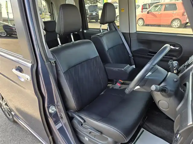 ダイハツ タント カスタム RS トップED SA Ⅲ 鹿児島県 2017(平29)年 2.7万km メテオライトグレーイリュージョナルP 純正ＳＤナビ（ＮＳＺＮ－Ｗ６８Ｄ）　/純正ドライブレコーダー　/Ｄ席シートヒーター　/Ｂｌｕｅｔｏｏｔｈオーディオ　/フルセグテレビ　/両側パワースライドドア　/ハーフレザーシート　/スマートアシストIII/バックカメラ/純正アルミホイール(15インチ)/両側パワースライドドア/プッシュスタート/スマートキー/横滑り防止装置/前後コーナーセンサー/LEDヘッドライト