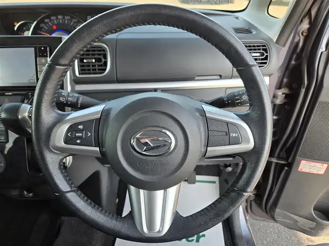 ダイハツ タント カスタム RS トップED SA Ⅲ 鹿児島県 2017(平29)年 2.7万km メテオライトグレーイリュージョナルP 純正ＳＤナビ（ＮＳＺＮ－Ｗ６８Ｄ）　/純正ドライブレコーダー　/Ｄ席シートヒーター　/Ｂｌｕｅｔｏｏｔｈオーディオ　/フルセグテレビ　/両側パワースライドドア　/ハーフレザーシート　/スマートアシストIII/バックカメラ/純正アルミホイール(15インチ)/両側パワースライドドア/プッシュスタート/スマートキー/横滑り防止装置/前後コーナーセンサー/LEDヘッドライト