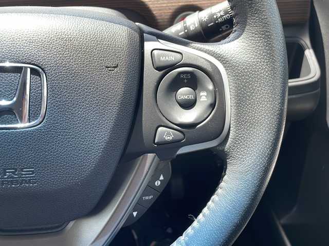 ホンダ フリード＋ ハイブリット クロスター ホンダセンシング 静岡県 2020(令2)年 5.5万km プレミアムクリスタルオレンジM ワンオーナー/純正ナビ/地デジTV/純正CD/DVD/Bluetooth/バックカメラ/両側パワースライドドア/ホンダセンシング/レーダークルーズコントロール/LEDヘッドライト/ビルトインETC/純正15インチAW/スマートキー/スペアキー/保証書/取説