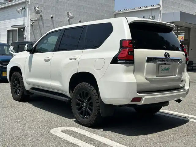 トヨタ ランドクルーザー プラド TX 大阪府 2019(令1)年 4.1万km ホワイトパールクリスタルシャイン 純正9インチナビ/フルセグ・Bluetooth・CD/DVD/バックカメラ/トヨタセーフティセンス/・プリクラッシュセーフティ/・レーンディパーチャー/・オートマチックハイビーム/・レーダークルコン /ETC/LEDヘッドライト/スマートキー/USB/HDMI端子