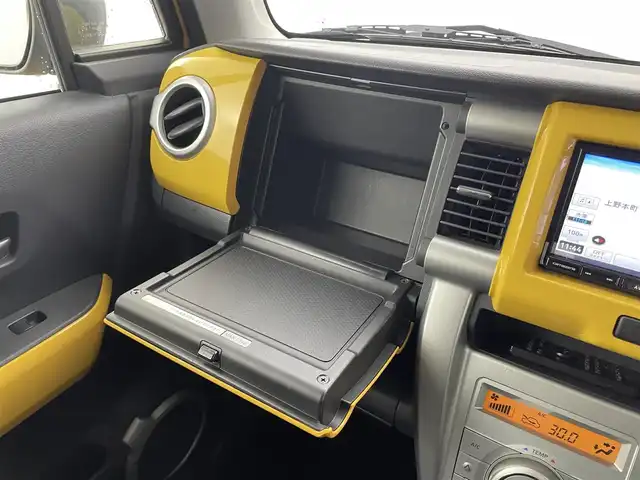 スズキ ハスラー G 福井県 2017(平29)年 3万km アクティブイエロー/ブラック2トーンルーフ 禁煙車/7インチナビ/（AM/FM/Bluetooth/フルセグTV）/レーダーブレーキサポート/シートヒーター/アイドリングストップ/プッシュスタート/スマートキー/純正フロアマット/ベンチシート/横滑り防止装置/ドアバイザー