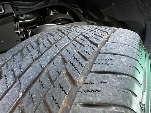 トヨタ ランドクルーザー ２５０ VX ファーストエディション 宮城県 2024(令6)年 0.8万km ベージュ ムーンルーフ/ルーフレール/セーフティセンス/・プリクラッシュセーフティ/・レーダークルーズコントロール/・レーンディパーチャーアラート/・レーントレーシングアシスト/・オートマチックハイビーム/・ドライバー異常検知対応システム/・プロアクティブドライビングアシスト/・発進遅れ告知機能/・緊急時操舵支援/・フロントトラフィックアラート/・レーンチェンジアシスト/・ロードサインアシスト/パーキングサポートブレーキ（前後方静止物/後方接近車両/後方歩行者）/トヨタチームメイト（アドバンストドライブ）/デジタルインナーミラー/純正12.3インチディスプレイオーディオ/・コネクティッドナビ対応/・フルセグTV/・HDMI入力/USB入力/・AppleCarPlay/AndroidAuto/・ＡＭ/FMチューナー/・パイオニアプレミアムサウンドシステム/パワーバックドア/本革シート/パワーシート/ベンチレーション付快適温熱シート/ステアリグヒーター/3眼LEDヘッドライト/純正丸目ヘッドライト車載/オートライト/トノカバー