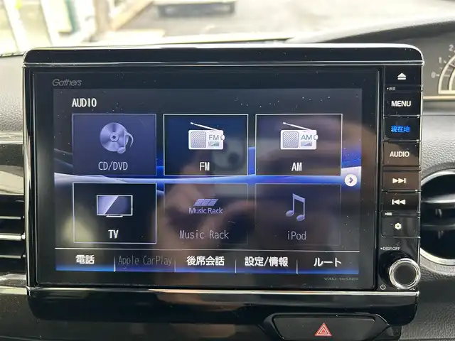 ホンダ Ｎ ＢＯＸ カスタム G L ターボ ホンダセンシング 東京都 2018(平30)年 6.5万km プレミアムホワイトパールⅡ ワンオーナー/純正SDナビ/　フルセグTV/CD/DVD/Bluetooth/USB/SD/バックカメラ/純正ドライブレコーダー/ホンダセンシング/・衝突軽減ブレーキ/・誤発信抑制機能/・アダプティブクルーズコントロール/・車線逸脱警報/・トラフィックジャムアシスト/横滑り防止装置/カーテンエアバック/ビルトインETC/純正15インチアルミホイール/純正フロアマット/社外フロントグリル/両側パワースライドドア/アイドリングストップ/ウインカーミラー/ドアバイザー/チップアップシート/パワーステアリング/パワーウィンドウ/電動格納ミラー/プッシュスタート/スマートキー×2/保証書/取扱説明書/スペアキー