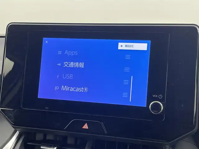 トヨタ ハリアー S 福岡県 2023(令5)年 2.2万km プラチナホワイトパールマイカ 純正ディスプレイオーディオ（フルセグＴＶ）　/バックカメラ　/ビルトインＥＴＣ２．０　/前後ドラレコ　/ＡＣＣ　/コーナーセンサー　/衝突軽減ブレーキ　/レーンキープ　/ＰＫＳＢ　/ＭＴモード付き　/純正１７インチＡＷ