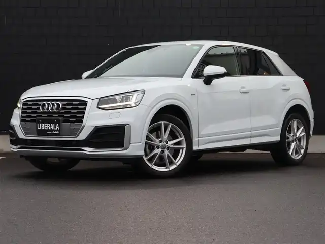 アウディ Ｑ２ 30TFSIスポーツ 宮城県 2019(平31)年 3.5万km グレイシアホワイトメタリック Ｓラインパッケージ/純正ナビ【ＢＴ／ＣＤ／ＤＶＤ／フルセグＴＶ／ＳＤ／ＵＳＢ】/ハーフレザーシート/アダプティブクルーズコントロール/バーチャルコックピット/ブラインドスポットアシスト/AUDIアクティブレーンキープアシスト/AUDIプレセンス/バックカメラ/パドルシフト/パワーバックドア/純正１８インチＡＷ/ドライブレコーダー（前）/コーナーセンサー(前後)/シートヒーター(DN席)/パーキングアシスト/MTモード付/オートライト/LEDヘッドライト/純正フロアマット/プッシュスタート/アドバンスドキー/禁煙車