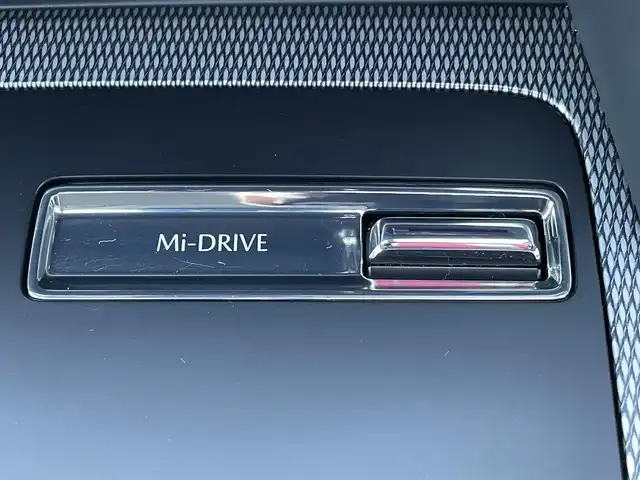 マツダ ＣＸ－６０ XD Lパッケージ 山梨県 2023(令5)年 0.8万km ソウルレッドクリスタルM 黒革シート/純正ナビ/Bluetooth接続/フルセグTV/全方位カメラ/ETC/ドライブレコーダー/前席パワーシート/全席シートヒーター/ヘッドアップディスプレイ/電動リアゲート/パドルシフト/置くだけ充電/テレビキャンセラー