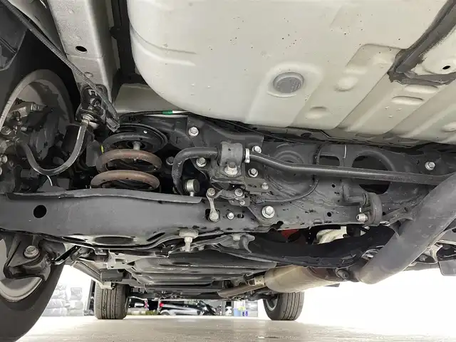 レクサス ＮＸ 300h Fスポーツ 宮城県 2015(平27)年 8.1万km ソニッククォーツ パノラマルーフ/パノラミックビューモニター/三眼LEDヘッドランプ/後席電動格納/BSM/ヘッドアップディスプレイ/100V電源/クルーズコントロール/衝突軽減/レーンキープアシスト/オートハイビーム/クリアランスソナー/パーキングサポートブレーキ/ETC/前後ドライブレコーダー/メモリ機能付パワーシート/ステアリングヒーター/シートヒーター/ベンチレーション/フルセグTV/Bluetooth/CD/DVD/Blu-ray/黒革シート/禁煙車