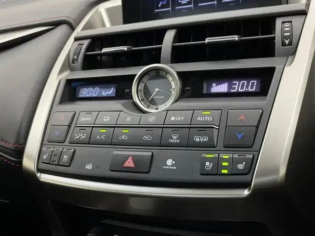 レクサス ＮＸ 300h Fスポーツ 宮城県 2015(平27)年 8.1万km ソニッククォーツ パノラマルーフ/パノラミックビューモニター/三眼LEDヘッドランプ/後席電動格納/BSM/ヘッドアップディスプレイ/100V電源/クルーズコントロール/衝突軽減/レーンキープアシスト/オートハイビーム/クリアランスソナー/パーキングサポートブレーキ/ETC/前後ドライブレコーダー/メモリ機能付パワーシート/ステアリングヒーター/シートヒーター/ベンチレーション/フルセグTV/Bluetooth/CD/DVD/Blu-ray/黒革シート/禁煙車