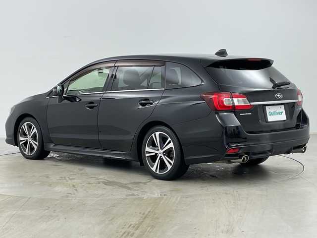 スバル レヴォーグ 1．6GTアイサイト スマートED 道央・札幌 2017(平29)年 6.7万km クリスタルブラックシリカ ・４WD/・ダイヤトーンナビ/　CD/DVD/BT/SD/USB/・フルセグTV/・バックカメラ/・アドバンスドセーフティパッケージ/　サイドカメラ/　アイサイトアシスト/　オートマチックハイビーム/　ブラインドスポットモニター/・アイサイトVer.3/　衝突軽減ブレーキ/　全車速追従クルーズコントロール/　レーンキープ/　前後誤発進抑制/　車線逸脱警報/　ふらつき警報/　先行車発信お知らせ/・運転席パワーシート/・革巻きステアリング/・パドルシフト/・ステアリングリモコン/・オートライト/・LEDヘッドライト/・フォグランプ/・リアフォグランプ/・ETC/・自動防眩ミラー/・トノカバー/・17インチ純正アルミホイール/・取扱説明書