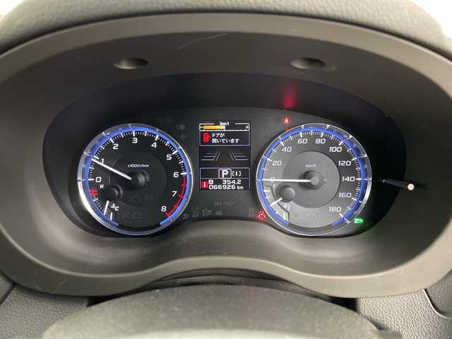 スバル レヴォーグ 1．6GTアイサイト スマートED 道央・札幌 2017(平29)年 6.7万km クリスタルブラックシリカ ・４WD/・ダイヤトーンナビ/　CD/DVD/BT/SD/USB/・フルセグTV/・バックカメラ/・アドバンスドセーフティパッケージ/　サイドカメラ/　アイサイトアシスト/　オートマチックハイビーム/　ブラインドスポットモニター/・アイサイトVer.3/　衝突軽減ブレーキ/　全車速追従クルーズコントロール/　レーンキープ/　前後誤発進抑制/　車線逸脱警報/　ふらつき警報/　先行車発信お知らせ/・運転席パワーシート/・革巻きステアリング/・パドルシフト/・ステアリングリモコン/・オートライト/・LEDヘッドライト/・フォグランプ/・リアフォグランプ/・ETC/・自動防眩ミラー/・トノカバー/・17インチ純正アルミホイール/・取扱説明書