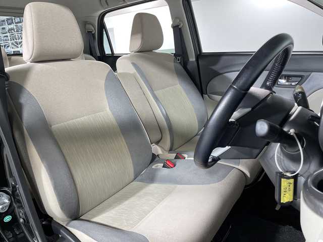 ダイハツ キャスト スタイル G SAⅡ 福岡県 2016(平28)年 6万km ブラックマイカメタリック 禁煙車/純正メモリナビ/・CD/DVD/BT/フルセグTV/・バックモニター/スマートキー/・スペアキー/・プッシュスタート/ETC/革巻きステアリング/・ステアリングリモコン/LEDヘッドライト/・オートライト/・フォグランプ/アイドリングストップ/純正フロアマット/純正ドアバイザー