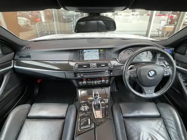 ＢＭＷ ５２８ｉ ツーリング Mスポーツ 鹿児島県 2012(平24)年 15.6万km アルピンホワイトⅢ ブラックレザーシート/純正HDDナビ/DVD再生/フルセグテレビ/バックカメラ/キセノンヘッドライト/アイドリングストップ/クルーズコントロール/プッシュスタート/ETC