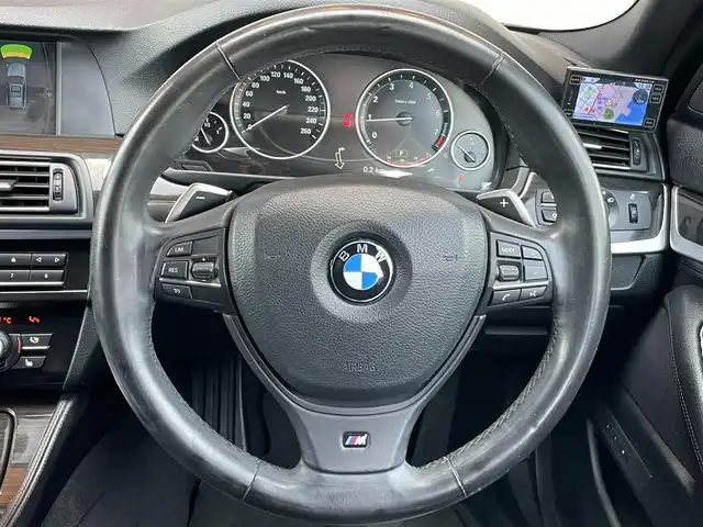 ＢＭＷ ５２８ｉ ツーリング Mスポーツ 鹿児島県 2012(平24)年 15.6万km アルピンホワイトⅢ ブラックレザーシート/純正HDDナビ/DVD再生/フルセグテレビ/バックカメラ/キセノンヘッドライト/アイドリングストップ/クルーズコントロール/プッシュスタート/ETC