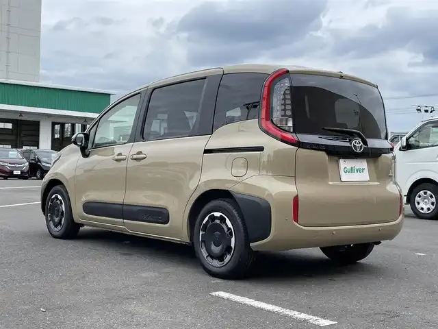 トヨタ シエンタ ハイブリッド Z 東京都 2025(令7)年 0.1千km ベージュ 登録済未使用車　/純正１０．５型ＤＡ　/全周囲　/ＢＳＭ　/両側電動　/フルセグＴＶ　/ＡＣ１００Ｖ充電　/ビルトインＥＴＣ２．０　/前後ドラレコ　/オートライト　/ＬＥＤヘッドライト　/追従式クルコン　/コーナーセンサー