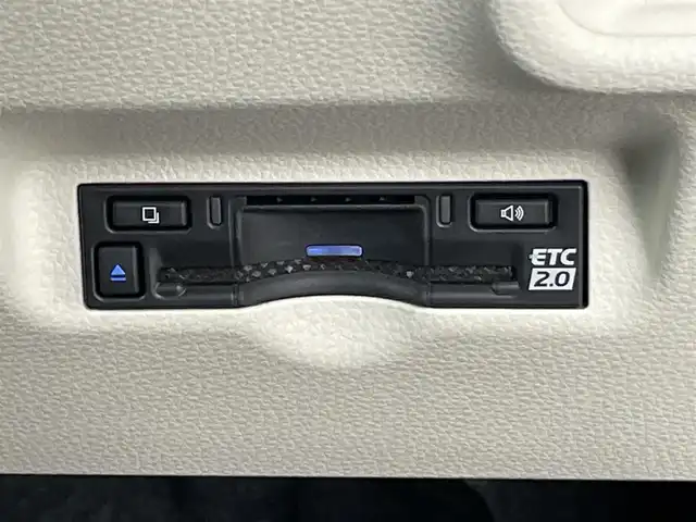 トヨタ シエンタ ハイブリッド Z 東京都 2025(令7)年 0.1千km ベージュ 登録済未使用車　/純正１０．５型ＤＡ　/全周囲　/ＢＳＭ　/両側電動　/フルセグＴＶ　/ＡＣ１００Ｖ充電　/ビルトインＥＴＣ２．０　/前後ドラレコ　/オートライト　/ＬＥＤヘッドライト　/追従式クルコン　/コーナーセンサー