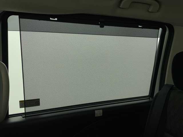 日産 セレナ e－パワー ハイウェイスター V 愛知県 2020(令2)年 5.4万km ブリリアントホワイトパール 純正10インチナビ/【Bluetooth/フルセグTV/CD/DVD/AM/FM】/両側パワースライドドア/デジタルインナーミラー/ハンズフリースライドドア/全方位カメラ/衝突被害軽減ブレーキ/レーンアシスト/レーダークルーズコントロール/前後コーナーセンサー/横滑り防止装置/前席シートヒーター/ハンドルヒーラー/ドライブモード切替/ドライブレコーダー/ETC/ステアリングスイッチ/純正フロアマット/ドアバイザー/LEDオートライト/純正15インチアルミホイール/電動格納ミラー