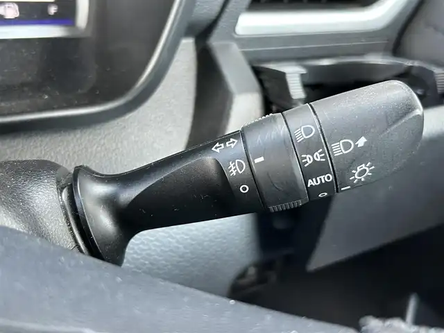 トヨタ ルーミー カスタムG－T 宮崎県 2018(平30)年 10.6万km ブラックマイカメタリック /ナビ(NSZT-Y68T)//TV/CD/DVD/Bluetooth//バックカメラ//クルーズコントロール//両側パワースライドドア//純正フロアマット//純正アルミホイール//ドアバイザー//電格ウィンカーミラー//オートライト//取扱説明書//保証書//スペアキー×１