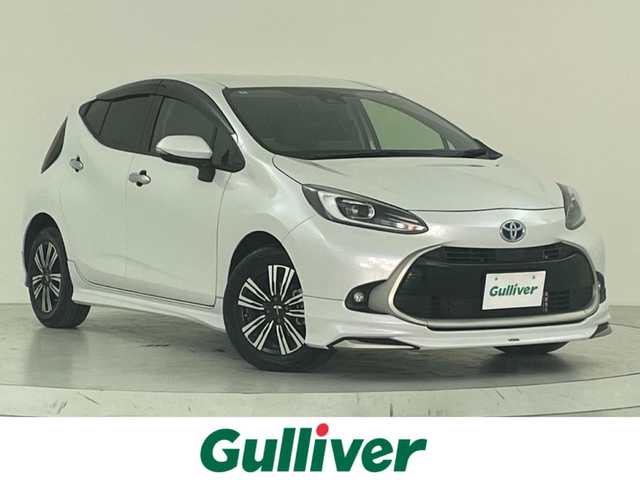 トヨタ アクア Z 大阪府 2022(令4)年 3.7万km プラチナホワイトパールマイカ ワンオーナー/プリクラッシュセーフティー/トヨタセーフティーセンス/純正ディスプレイオーディオ/　BT/フルセグ/レーダークルーズコントロール/ステアリングヒーター/モデリスタフルエアロ/D席パワーシート/AC100V/社外15インチアルミ