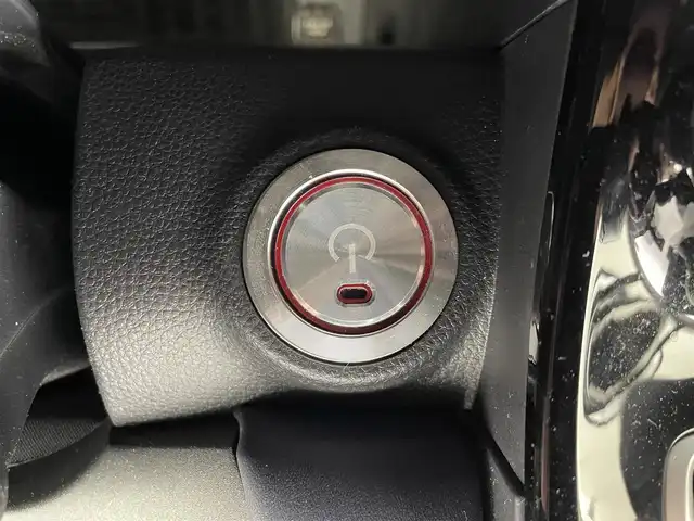 トヨタ アクア Z 大阪府 2022(令4)年 3.7万km プラチナホワイトパールマイカ ワンオーナー/プリクラッシュセーフティー/トヨタセーフティーセンス/純正ディスプレイオーディオ/　BT/フルセグ/レーダークルーズコントロール/ステアリングヒーター/モデリスタフルエアロ/D席パワーシート/AC100V/社外15インチアルミ