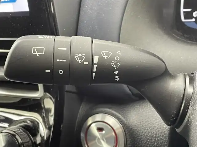 トヨタ アクア Z 大阪府 2022(令4)年 3.7万km プラチナホワイトパールマイカ ワンオーナー/プリクラッシュセーフティー/トヨタセーフティーセンス/純正ディスプレイオーディオ/　BT/フルセグ/レーダークルーズコントロール/ステアリングヒーター/モデリスタフルエアロ/D席パワーシート/AC100V/社外15インチアルミ