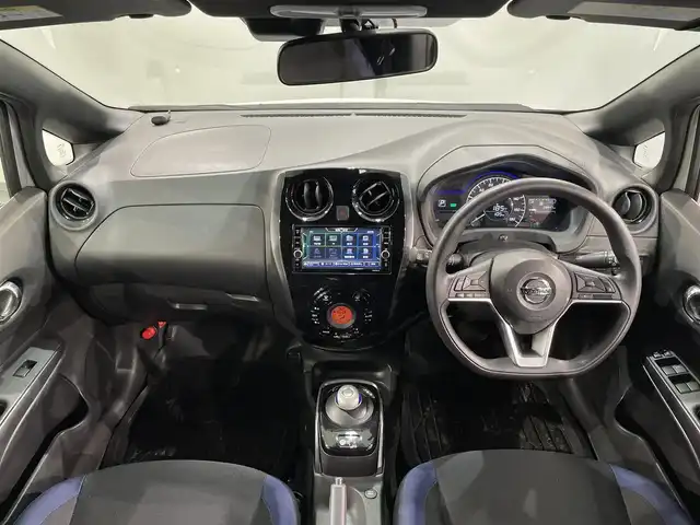 日産 ノート e－パワー X Bアロー 愛知県 2020(令2)年 2.9万km ブリリアントホワイトパール/スーパーブラック 2トーン 純正ナビ/CD/DVD/BT/フルセグTV/ETC/バックカメラ/衝突軽減ブレーキ/車線逸脱警報/パーキングソナー/クルーズコントロール/純正ドライブレコーダー/スマートキー/プッシュスタート/純正マット/ドアバイザー