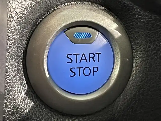 日産 ノート e－パワー X Bアロー 愛知県 2020(令2)年 2.9万km ブリリアントホワイトパール/スーパーブラック 2トーン 純正ナビ/CD/DVD/BT/フルセグTV/ETC/バックカメラ/衝突軽減ブレーキ/車線逸脱警報/パーキングソナー/クルーズコントロール/純正ドライブレコーダー/スマートキー/プッシュスタート/純正マット/ドアバイザー